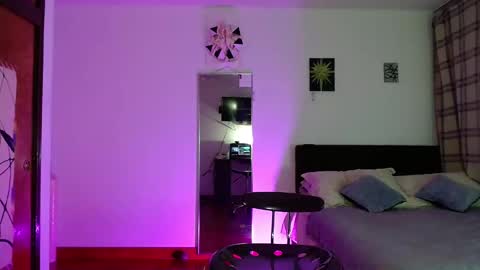 Mor online show from 02/08/25, 08:20