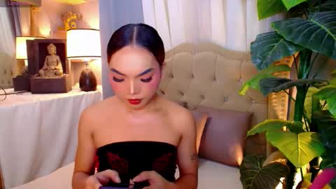 Snapshot of metawinathan chatting on 10/17/25, 02:59 myka online show from 10/17/25, 02:59