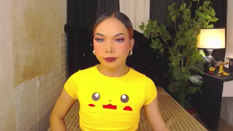 Snapshot of metawinathan chatting on 11/14/25, 07:01 myka online show from 11/14/25, 07:01