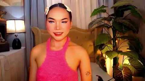 Snapshot of metawinathan chatting on 11/22/25, 03:16 myka online show from 11/22/25, 03:16