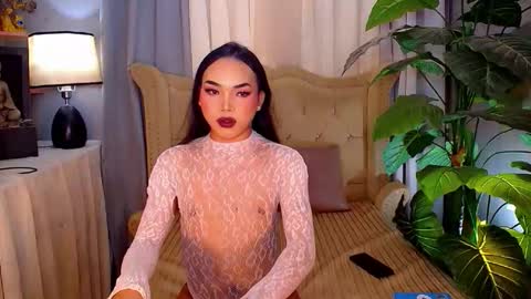 Snapshot of metawinathan chatting on 12/18/25, 04:40 myka online show from 12/18/25, 04:40