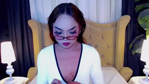 Snapshot of metawinathan chatting on 05/26/26, 02:07 myka online show from 05/26/26, 02:07