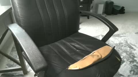 Snapshot of metter26 chatting on 01/30/25, 09:25 atx guy online show from 01/30/25, 09:25