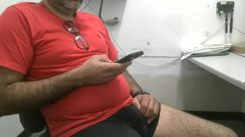 Snapshot of metter26 chatting on 06/29/26, 10:37 atx guy online show from 06/29/26, 10:37