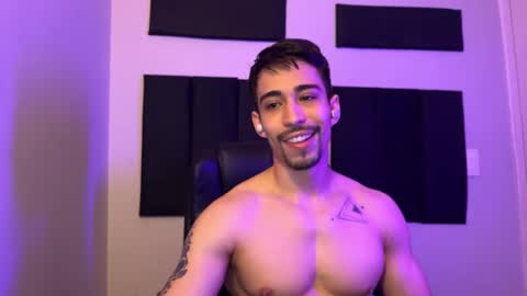 Snapshot of mettew22cm chatting on 03/07/25, 09:27 mettew22cm online show from 03/07/25, 09:27