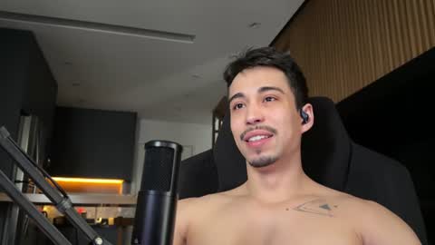 Snapshot of mettew22cm chatting on 06/26/26, 12:42 mettew22cm online show from 06/26/26, 12:42