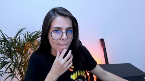 Snapshot of meurief chatting on 01/31/25, 12:51 Meurif online show from 01/31/25, 12:51