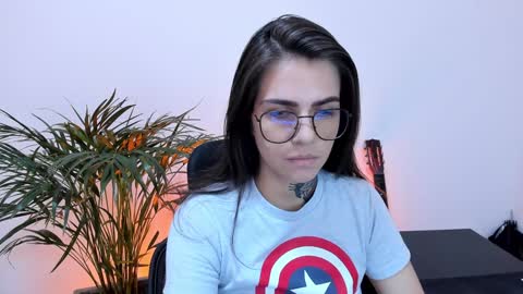 Snapshot of meurief chatting on 02/08/25, 02:16 Meurif online show from 02/08/25, 02:16