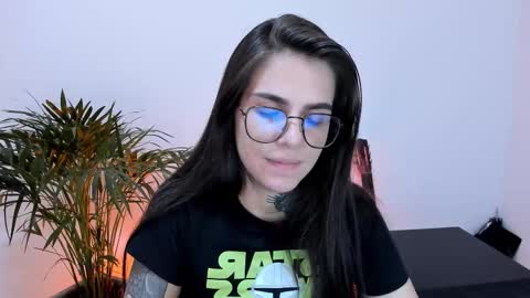 Snapshot of meurief chatting on 02/13/25, 09:49 Meurif online show from 02/13/25, 09:49