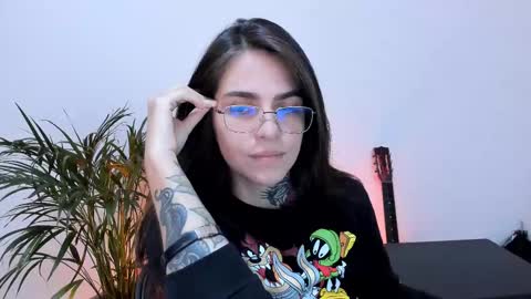 Snapshot of meurief chatting on 02/15/25, 02:11 Meurif online show from 02/15/25, 02:11