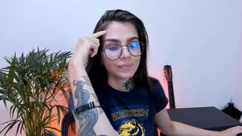 Snapshot of meurief chatting on 02/21/25, 02:38 Meurif online show from 02/21/25, 02:38