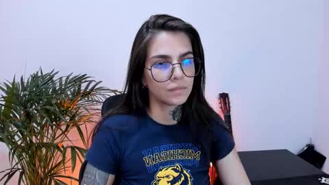 Snapshot of meurief chatting on 02/21/25, 06:04 Meurif online show from 02/21/25, 06:04