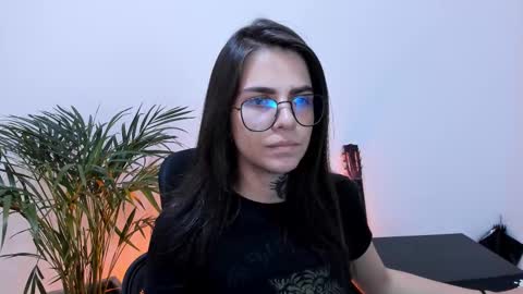 Snapshot of meurief chatting on 03/05/25, 01:17 Meurif online show from 03/05/25, 01:17