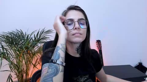 Snapshot of meurief chatting on 03/05/25, 04:24 Meurif online show from 03/05/25, 04:24