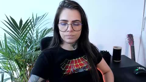 Snapshot of meurief chatting on 09/10/25, 06:08 Meurif online show from 09/10/25, 06:08