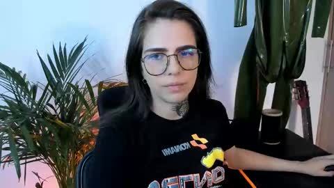 Snapshot of meurief chatting on 09/14/25, 12:32 Meurif online show from 09/14/25, 12:32