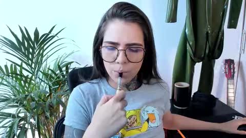 Snapshot of meurief chatting on 09/20/25, 07:04 Meurif online show from 09/20/25, 07:04