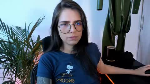 Snapshot of meurief chatting on 10/06/25, 09:34 Meurif online show from 10/06/25, 09:34