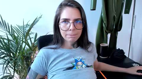 Snapshot of meurief chatting on 10/07/25, 03:09 Meurif online show from 10/07/25, 03:09