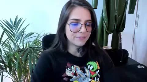 Snapshot of meurief chatting on 10/12/25, 07:35 Meurif online show from 10/12/25, 07:35