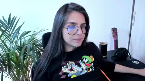 Snapshot of meurief chatting on 10/14/25, 03:57 Meurif online show from 10/14/25, 03:57