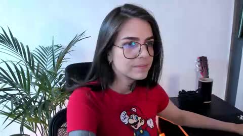 Snapshot of meurief chatting on 11/09/25, 04:27 Meurif online show from 11/09/25, 04:27