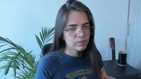 Snapshot of meurief chatting on 04/04/26, 03:42 Meurif online show from 04/04/26, 03:42