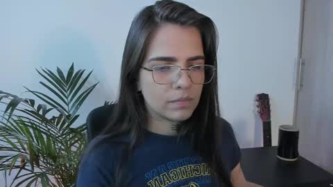 Snapshot of meurief chatting on 04/06/26, 02:18 Meurif online show from 04/06/26, 02:18