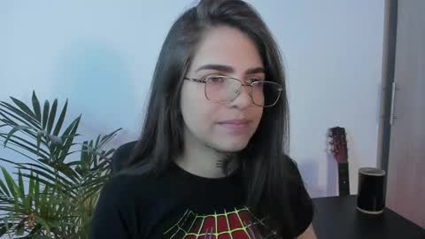 Snapshot of meurief chatting on 04/07/26, 11:43 Meurif online show from 04/07/26, 11:43