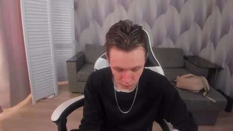 Snapshot of meverik_oushen chatting on 04/24/26, 01:24 MEVERIK OUSHEN online show from 04/24/26, 01:24