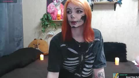 Snapshot of mevis_li chatting on 10/31/25, 10:16 Mavis online show from 10/31/25, 10:16