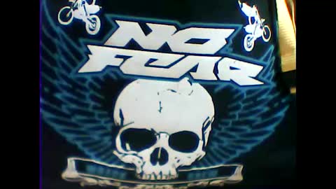 Snapshot of mexianthehawk chatting on 11/11/25, 11:32 mexianthehawk online show from 11/11/25, 11:32