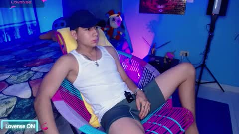 Snapshot of mexican_cum chatting on 09/17/25, 03:08 Jhon online show from 09/17/25, 03:08