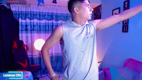 Snapshot of mexican_cum chatting on 12/03/25, 03:25 Jhon online show from 12/03/25, 03:25