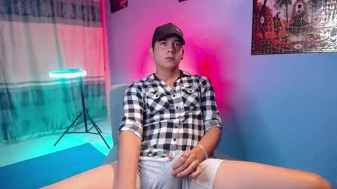 Snapshot of mexican_cum chatting on 03/19/26, 02:04 Jhon online show from 03/19/26, 02:04