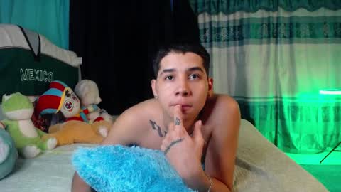 Snapshot of mexican_cum chatting on 04/07/26, 01:50 Jhon online show from 04/07/26, 01:50