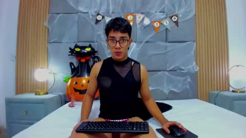 mexwilliams online show from 11/01/25, 12:29