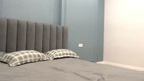 Snapshot of meyong_mg chatting on 12/03/24, 02:27 Mey Kylie online show from 12/03/24, 02:27