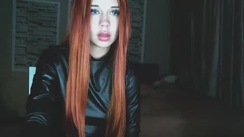 Snapshot of mezzalunaa chatting on 02/26/25, 06:54 vollmond online show from 02/26/25, 06:54