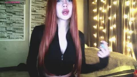 Snapshot of mezzalunaa chatting on 03/06/25, 09:20 vollmond online show from 03/06/25, 09:20