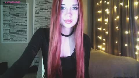 Snapshot of mezzalunaa chatting on 03/11/25, 07:14 vollmond online show from 03/11/25, 07:14