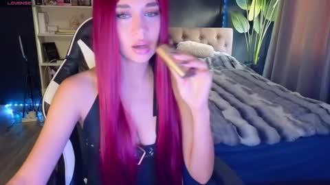 Snapshot of mezzalunaa chatting on 10/05/25, 06:01 vollmond online show from 10/05/25, 06:01