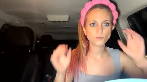 Snapshot of mezzy69 chatting on 02/12/25, 09:31 mezzy69 online show from 02/12/25, 09:31