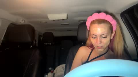 Snapshot of mezzy69 chatting on 03/06/25, 09:36 mezzy69 online show from 03/06/25, 09:36