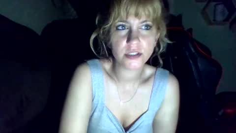 mezzy69 online show from 04/15/26, 08:43