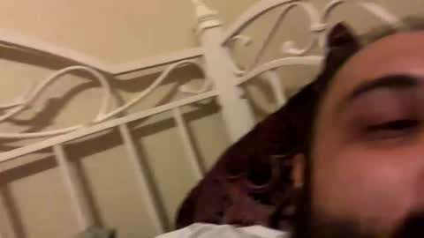 mgjg0812 online show from 10/28/25, 01:58