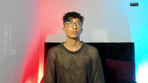 Snapshot of mhatias_ chatting on 01/18/26, 02:04 MATHIAS online show from 01/18/26, 02:04