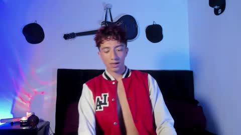 Snapshot of mhatias_ chatting on 02/18/26, 01:56 MATHIAS online show from 02/18/26, 01:56