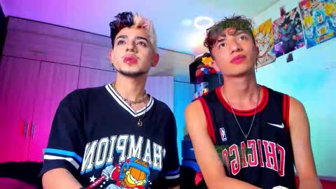 Snapshot of mhatias_ chatting on 03/13/26, 10:22 MATHIAS online show from 03/13/26, 10:22