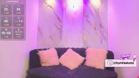 Mhia Kate online show from 11/26/25, 12:06